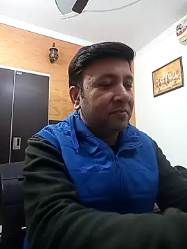 Snapshot of innocentboy1987 chatting on 02-17-26, 05:48 innocentboy1987 online show from 02-17-26, 05:48