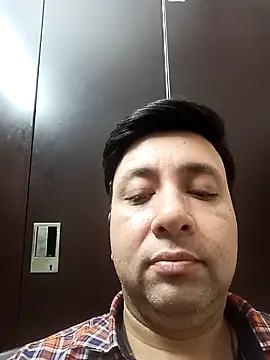 Snapshot of innocentboy1987 chatting on 02-26-26, 03:49 innocentboy1987 online show from 02-26-26, 03:49