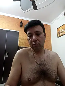 Snapshot of innocentboy1987 chatting on 02-28-26, 05:52 innocentboy1987 online show from 02-28-26, 05:52