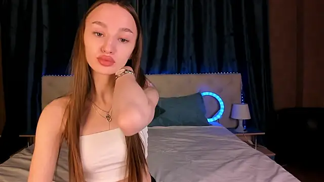 Snapshot of miiss__lulu chatting on 03-14-25, 01:05 miiss lulu online show from 03-14-25, 01:05