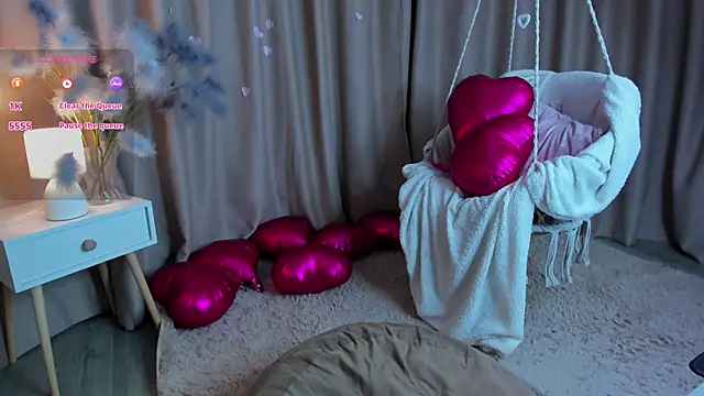 Snapshot of miiss__lulu chatting on 02-28-26, 12:00 miiss lulu online show from 02-28-26, 12:00