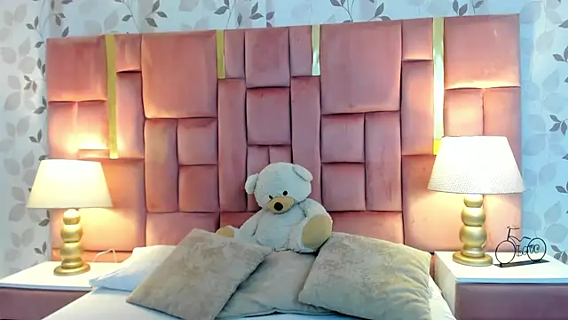 Snapshot of ArianaFranco chatting on 03-02-26, 01:51 ArianaFranco online show from 03-02-26, 01:51