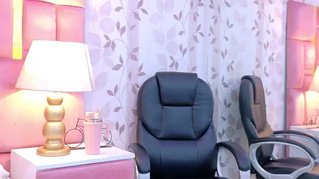 ArianaFranco online show from 05-14-26, 12:45