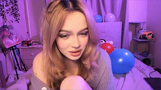 Snapshot of MiaRanki chatting on 02-16-26, 10:50 MiaRanki online show from 02-16-26, 10:50