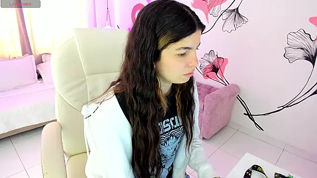 Snapshot of Isabela_Fiorelli chatting on 06-13-26, 01:42 Isabela Fiorelli online show from 06-13-26, 01:42