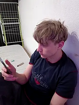 Snapshot of And25bn chatting on 03-01-26, 11:45 And25bn online show from 03-01-26, 11:45