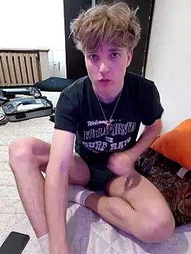 Snapshot of And25bn chatting on 03-11-26, 12:00 And25bn online show from 03-11-26, 12:00