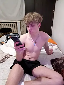 Snapshot of And25bn chatting on 03-14-26, 12:28 And25bn online show from 03-14-26, 12:28