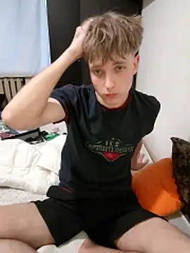 Snapshot of And25bn chatting on 03-19-26, 04:00 And25bn online show from 03-19-26, 04:00