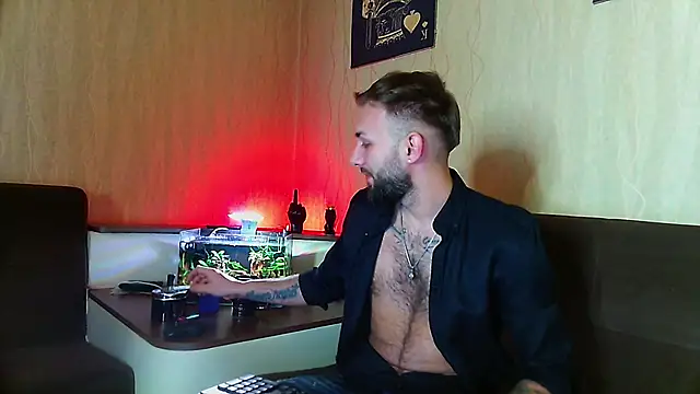 Snapshot of JamieNoxus chatting on 03-19-25, 06:03 JamieNoxus online show from 03-19-25, 06:03