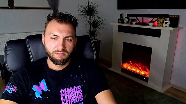 Snapshot of JamieNoxus chatting on 11-25-25, 06:24 JamieNoxus online show from 11-25-25, 06:24