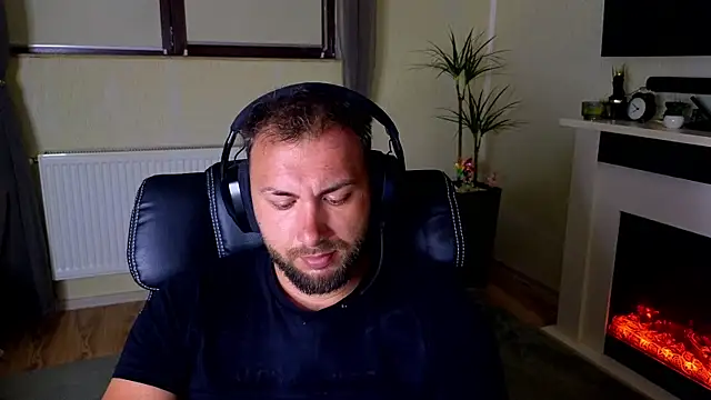 JamieNoxus online show from 05-19-26, 04:52