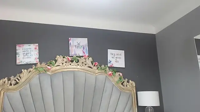 LindaBird online show from 03-09-25, 11:14