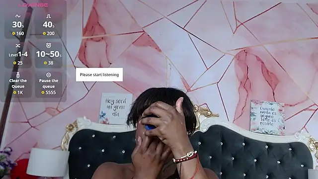 LindaBird online show from 03-09-26, 08:24