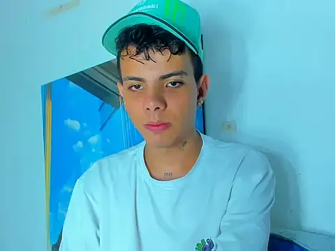 Alessandro 1610 online show from 02-25-25, 04:35