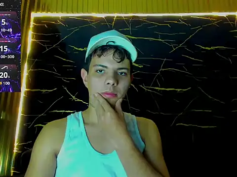 Snapshot of Alessandro_1610 chatting on 05-31-26, 05:59 Alessandro 1610 online show from 05-31-26, 05:59