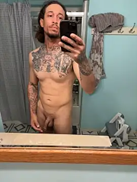 Snapshot of bigdickbigdaddy7373 chatting on 03-19-26, 09:08 bigdickbigdaddy7373 online show from 03-19-26, 09:08