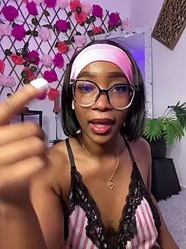 Snapshot of blackgril12 chatting on 12-05-25, 11:30 blackgril12 online show from 12-05-25, 11:30