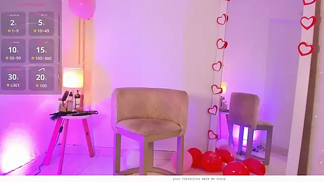 Snapshot of Emylyjonhs chatting on 02-20-26, 12:07 Emylyjonhs online show from 02-20-26, 12:07