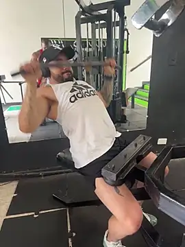 Snapshot of mikeblaree chatting on 02-05-26, 04:55 mikeblaree online show from 02-05-26, 04:55