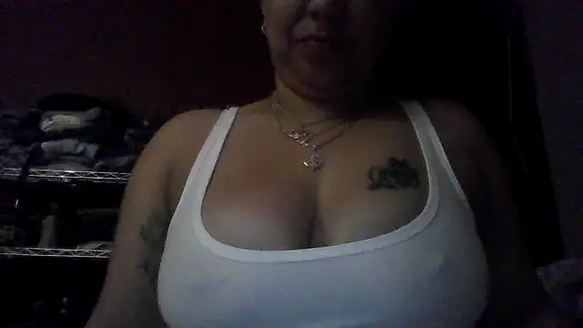 SweetSexyLatina online show from 06-23-26, 02:15