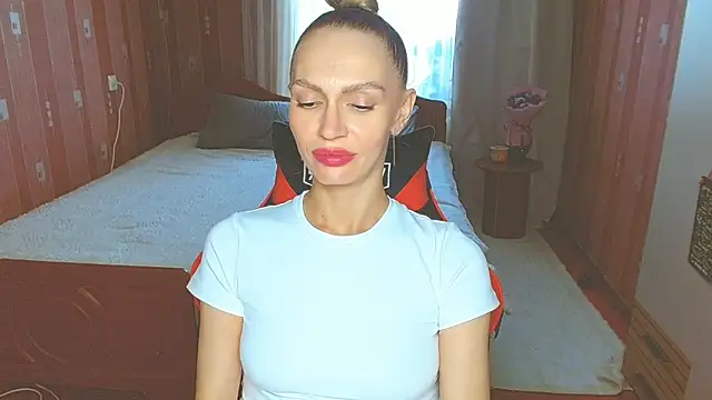 Lady Sunshine  online show from 07-28-26, 02:13
