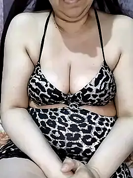 Snapshot of elnotella chatting on 03-22-25, 06:25 elnotella online show from 03-22-25, 06:25