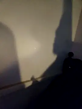 Snapshot of ShysluutGia chatting on 11-04-25, 11:42 ShysluutGia online show from 11-04-25, 11:42