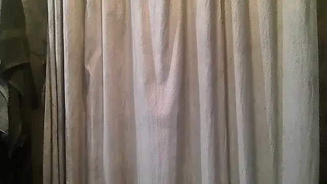 Snapshot of ShysluutGia chatting on 02-12-26, 07:25 ShysluutGia online show from 02-12-26, 07:25