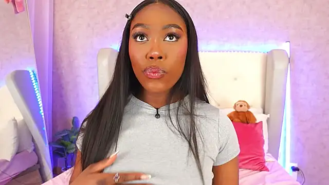 ThianaLopez online show from 04-21-26, 08:44