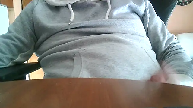 Snapshot of lanata chatting on 02-17-25, 01:21 lanata online show from 02-17-25, 01:21