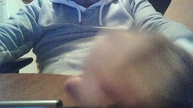 Snapshot of lanata chatting on 11-22-25, 11:04 lanata online show from 11-22-25, 11:04