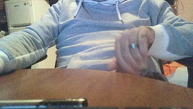 Snapshot of lanata chatting on 11-23-25, 04:07 lanata online show from 11-23-25, 04:07