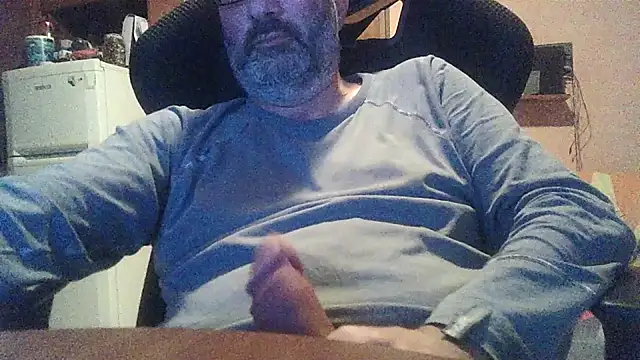 Snapshot of lanata chatting on 04-10-26, 12:27 lanata online show from 04-10-26, 12:27