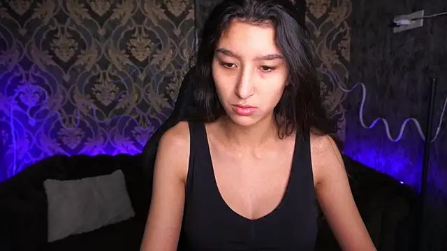 Snapshot of CharmMocco chatting on 02-13-25, 07:13 CharmMocco online show from 02-13-25, 07:13