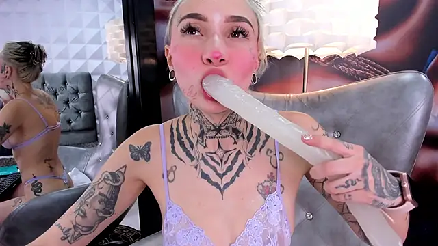Snapshot of miss___angel chatting on 02-25-25, 05:58 miss angel online show from 02-25-25, 05:58