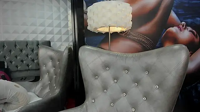 Snapshot of miss___angel chatting on 09-20-25, 06:09 miss angel online show from 09-20-25, 06:09