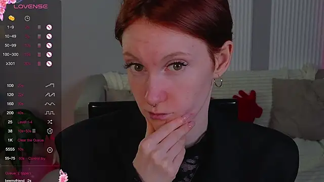 Snapshot of JoYung chatting on 09-14-25, 04:22 JoYung online show from 09-14-25, 04:22