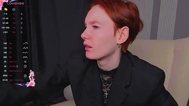 Snapshot of JoYung chatting on 09-18-25, 04:14 JoYung online show from 09-18-25, 04:14