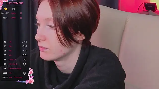 Snapshot of JoYung chatting on 09-27-25, 04:17 JoYung online show from 09-27-25, 04:17