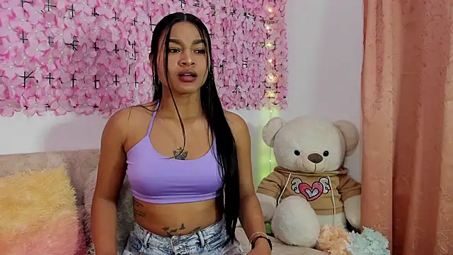 Lynda Bonnie online show from 10-18-25, 11:44