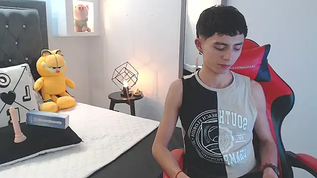 MaikyCooper online show from 03-14-25, 04:32