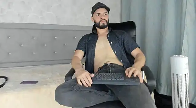 Luke Diaz7 online show from 02-21-25, 12:05