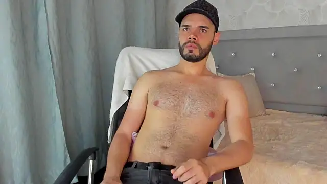 Luke Diaz7 online show from 03-11-25, 01:26