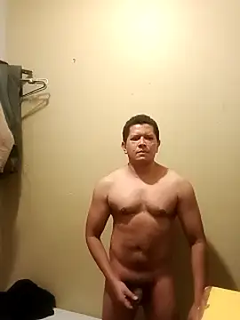 machoactivo1 online show from 02-10-25, 08:53