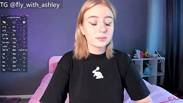 Snapshot of ashley_lovestory chatting on 09-09-25, 05:51 ashley lovestory online show from 09-09-25, 05:51