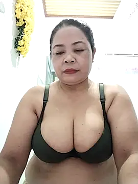 Baby-bigtits2024 online show from 09-22-25, 01:46