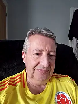 Snapshot of mann4u147 chatting on 03-09-25, 05:28 mann4u147 online show from 03-09-25, 05:28