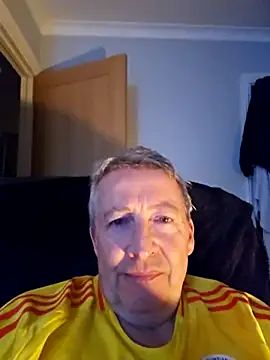 Snapshot of mann4u147 chatting on 03-09-25, 08:52 mann4u147 online show from 03-09-25, 08:52