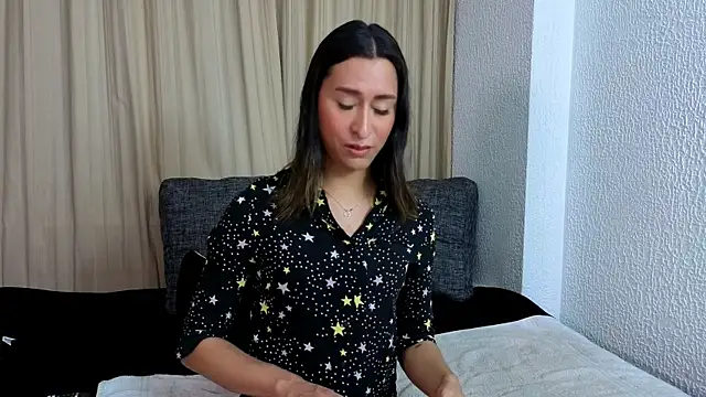 Snapshot of Georgina_Palacios_ chatting on 07-24-26, 03:37 Georgina Palacios online show from 07-24-26, 03:37